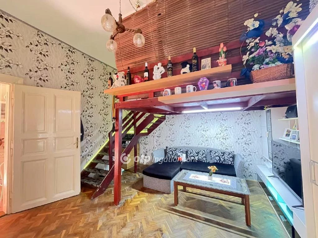 Eladó Lakás, Budapest 8. ker.