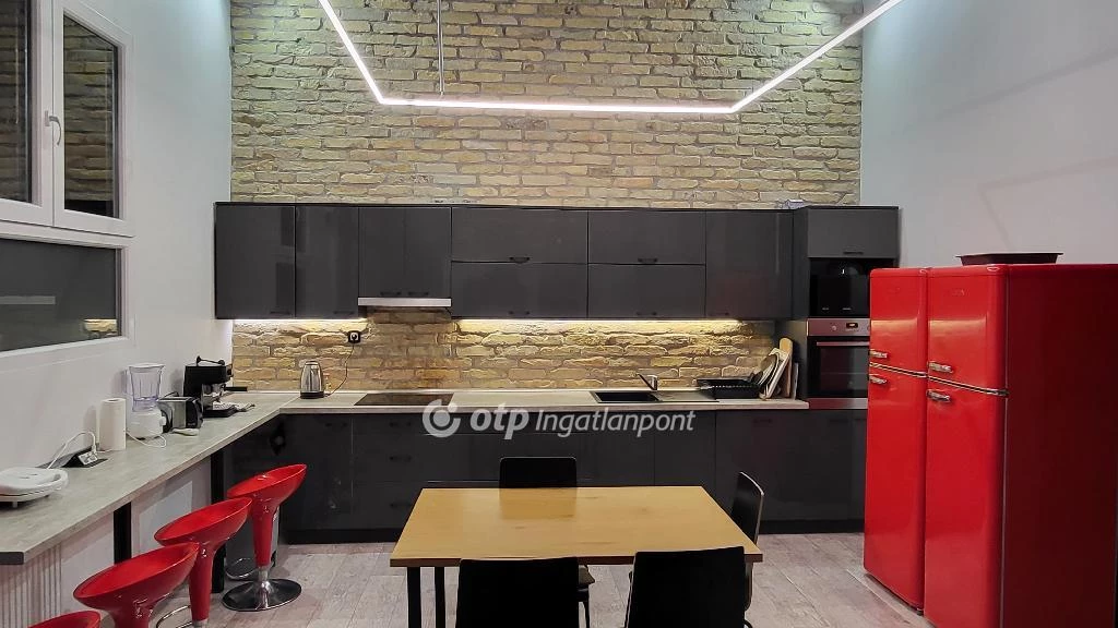 Eladó Lakás, Budapest 8. ker.