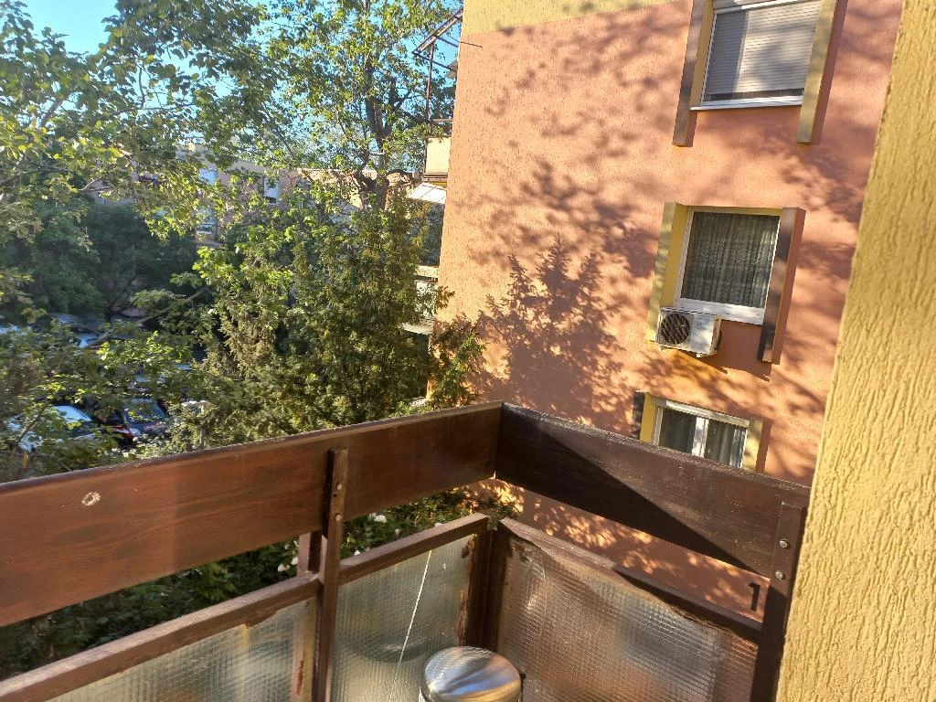Eladó Lakás, Budapest 15. ker.