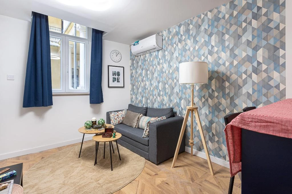 For sale brick flat, Budapest VI. kerület, Nagykörúton kívüli terület, Eötvös utca