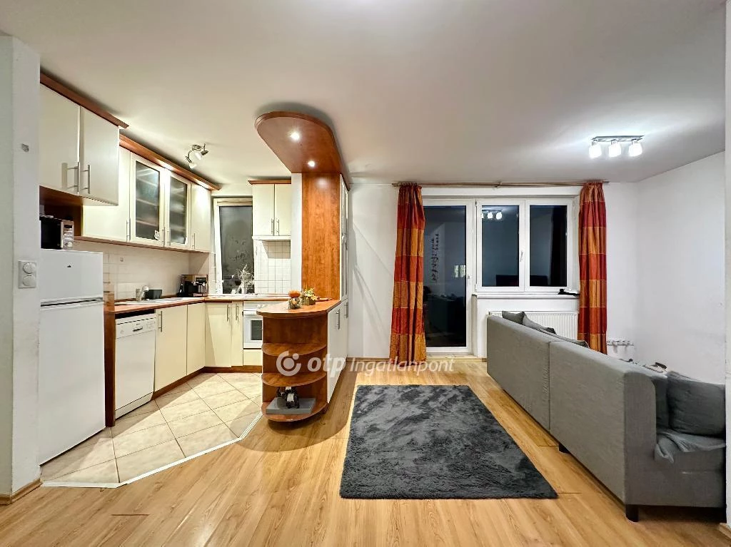 Eladó Lakás, Budapest 9. ker.