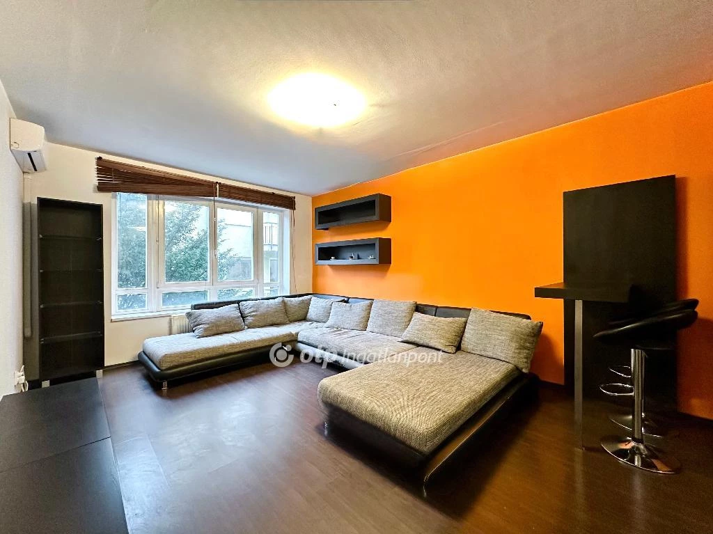 For sale brick flat, Budapest IX. kerület, Gyáli út