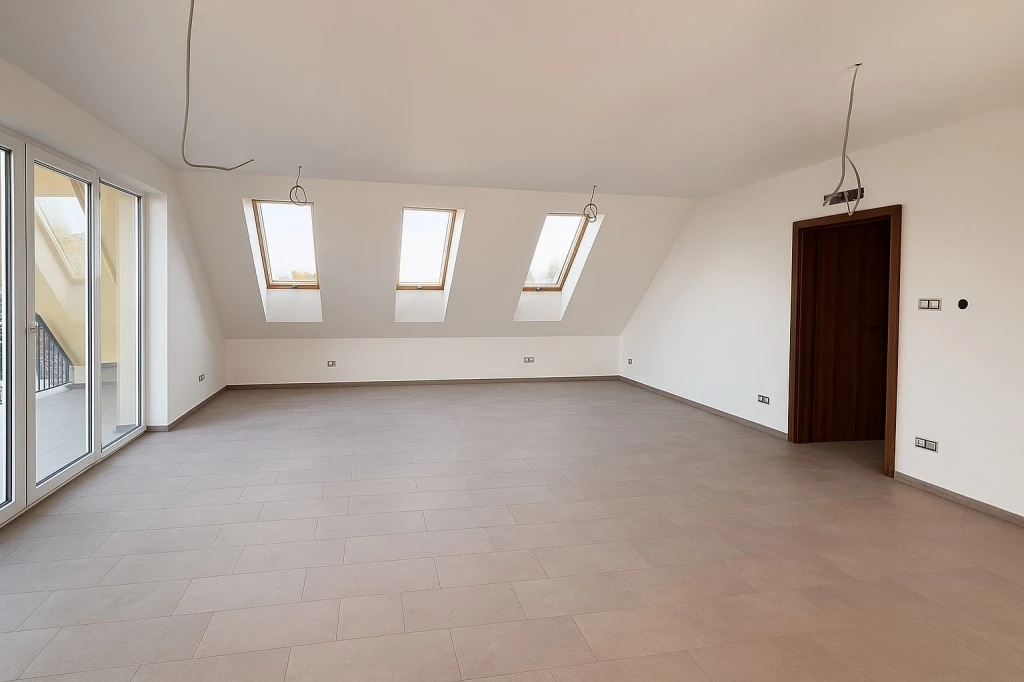 Eladó Lakás, Pilisvörösvár