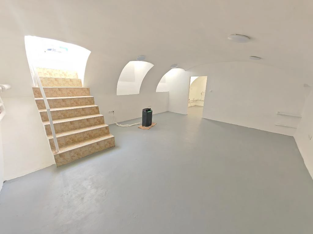 For sale brick flat, Budapest VIII. kerület, Józsefváros