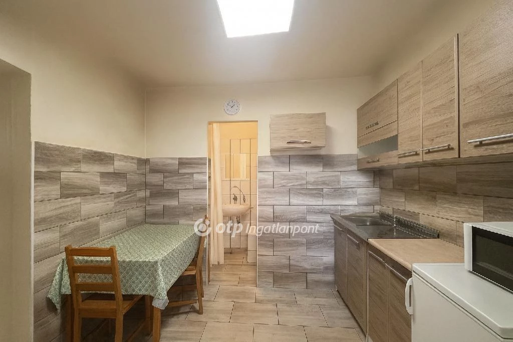 For sale brick flat, Budapest XX. kerület, Pesterzsébet, Erdő utca