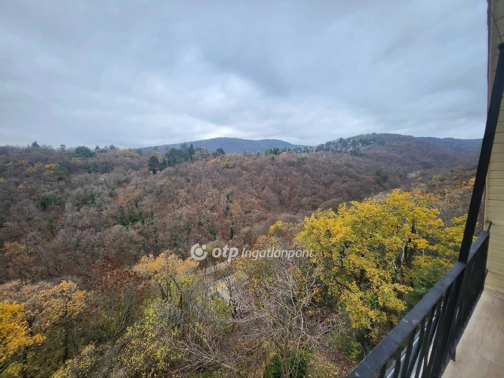 For sale brick flat, Budapest XII. kerület, Kázmér út