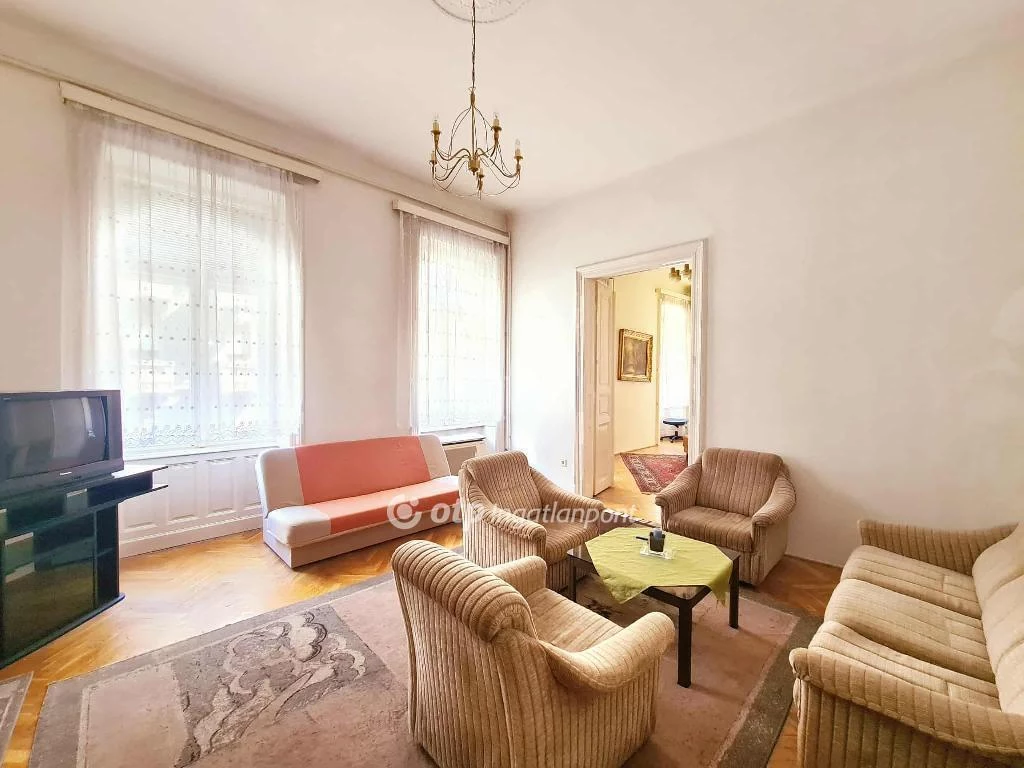 For sale brick flat, Budapest VIII. kerület, Józsefváros - Népszínháznegyed