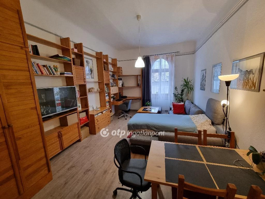 For sale brick flat, Budapest XIII. kerület, Angyalföldi út