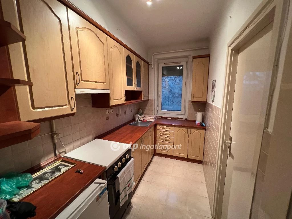 For sale brick flat, Budapest XV. kerület, Rákospalota, Szent Korona útja