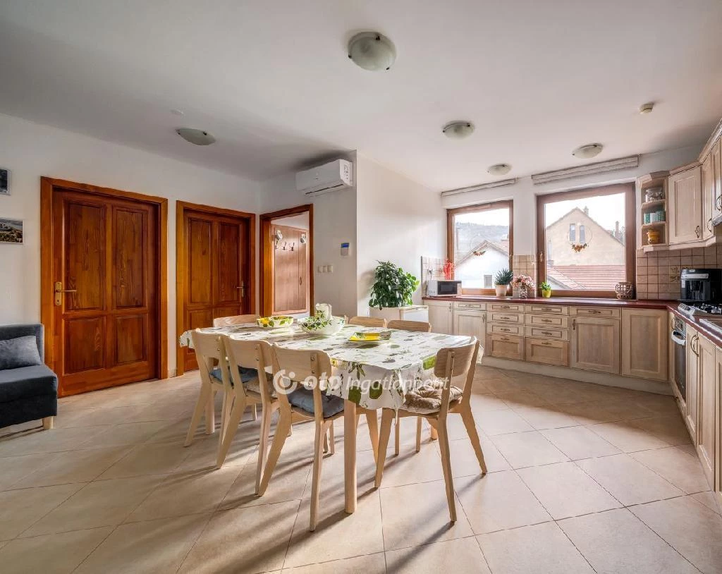 For sale house, Pilismarót, Családi házas övezet