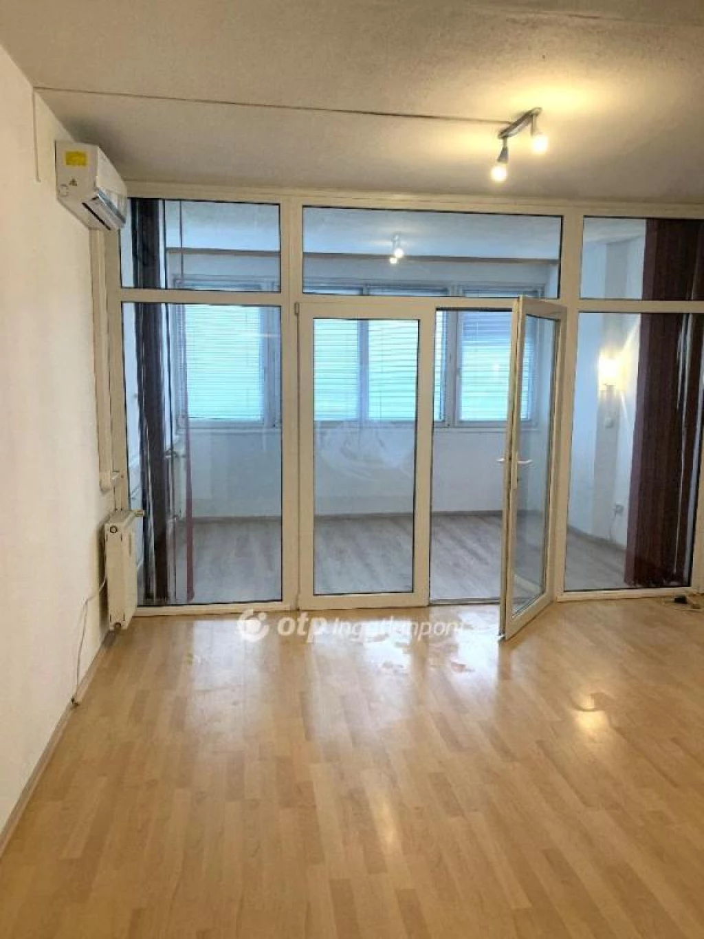 For sale panel flat, Budapest XI. kerület