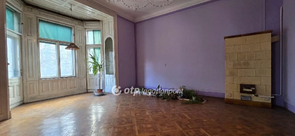 For sale brick flat, Budapest VIII. kerület, Baross utca