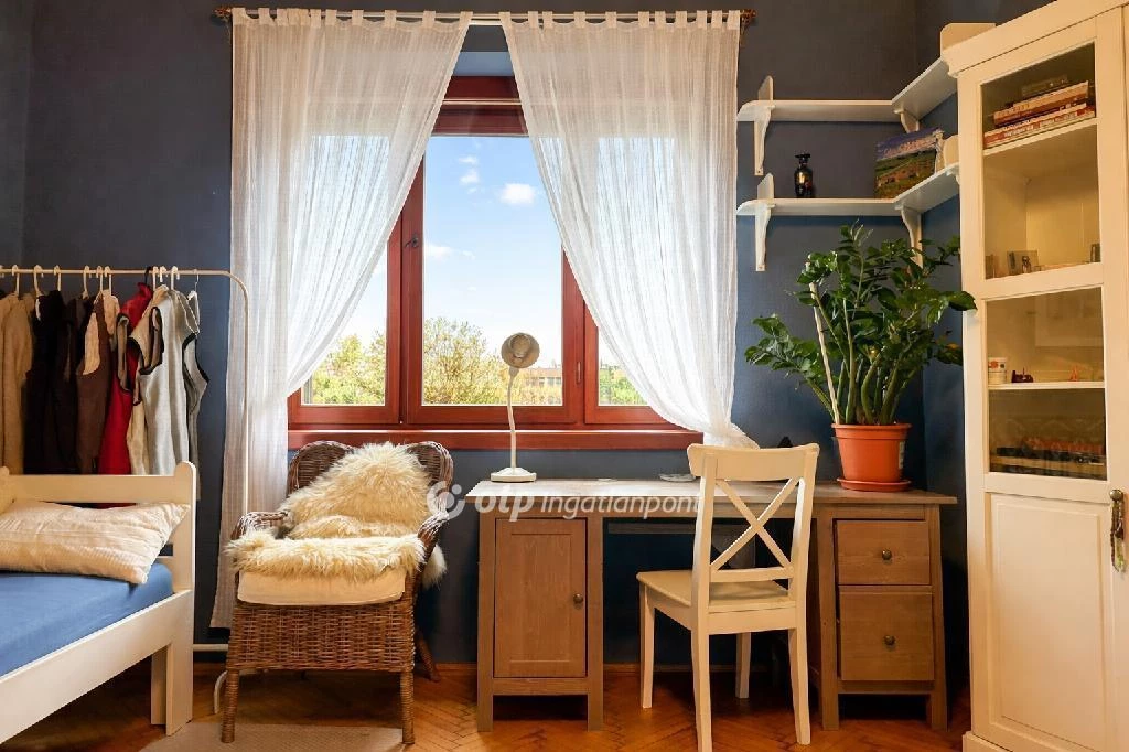 For sale brick flat, Budapest VIII. kerület, Tisztviselőtelep