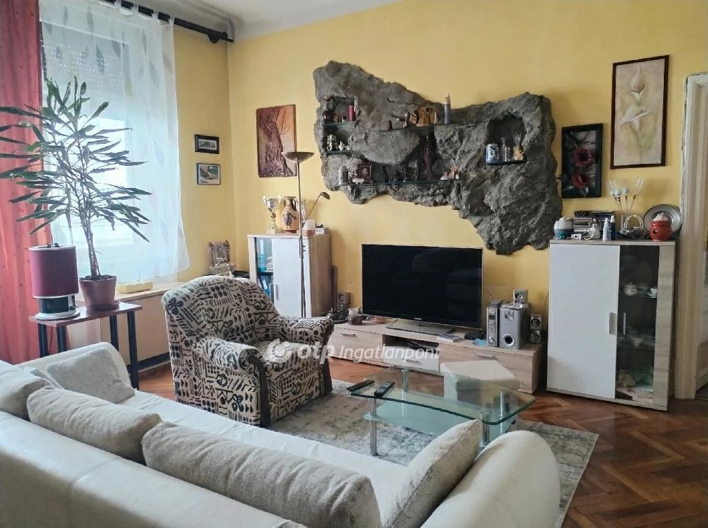 For sale brick flat, Budapest VIII. kerület, Józsefváros