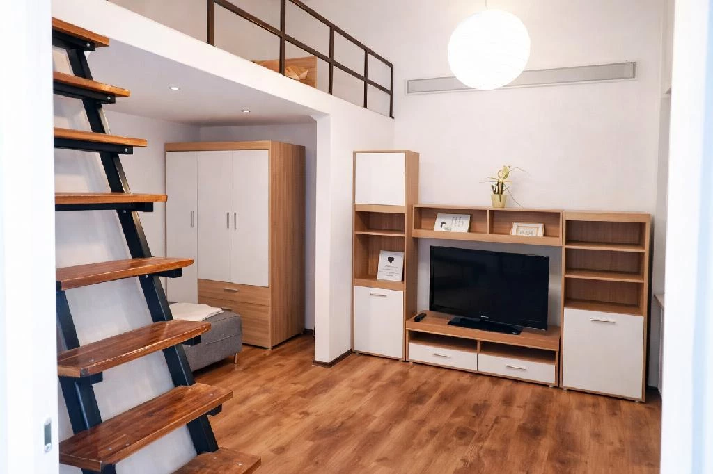 c3-1-name c2-19-name, Budapest VII. kerület, Nagykörúton kívüli terület