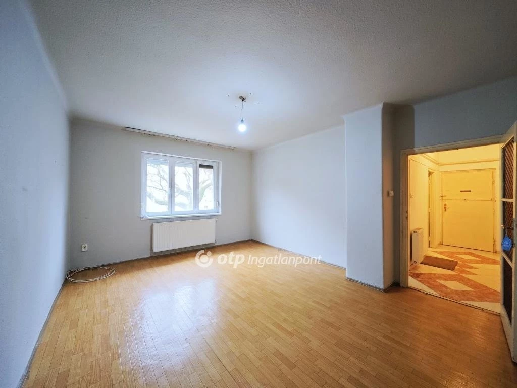 Eladó Lakás, Budapest 4. ker.