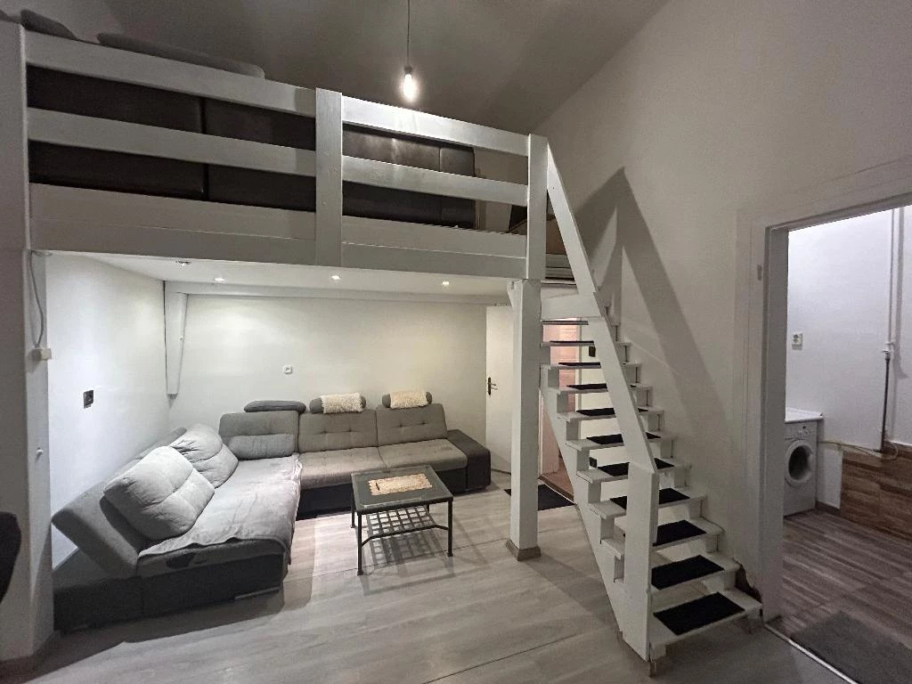 c3-1-name c2-19-name, Budapest VII. kerület, Nagykörúton kívüli terület