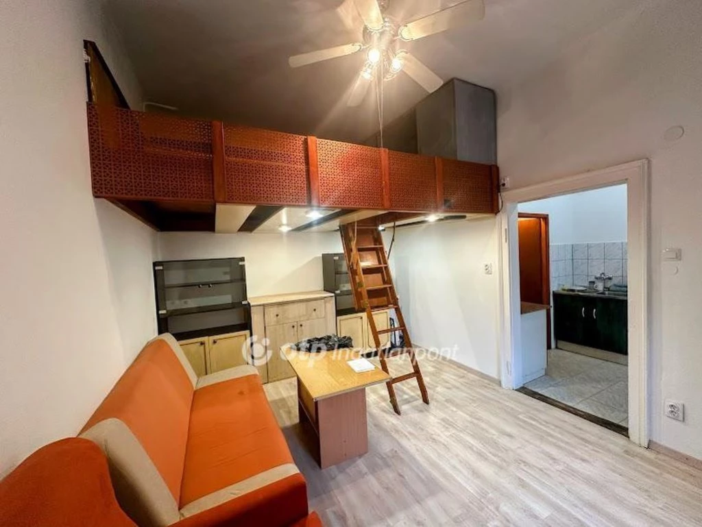 For sale brick flat, Budapest XXI. kerület, Csepel Belváros