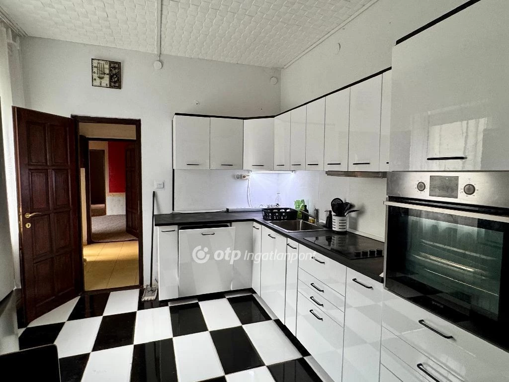 For sale house, Székesfehérvár, Felsőváros-Királykút