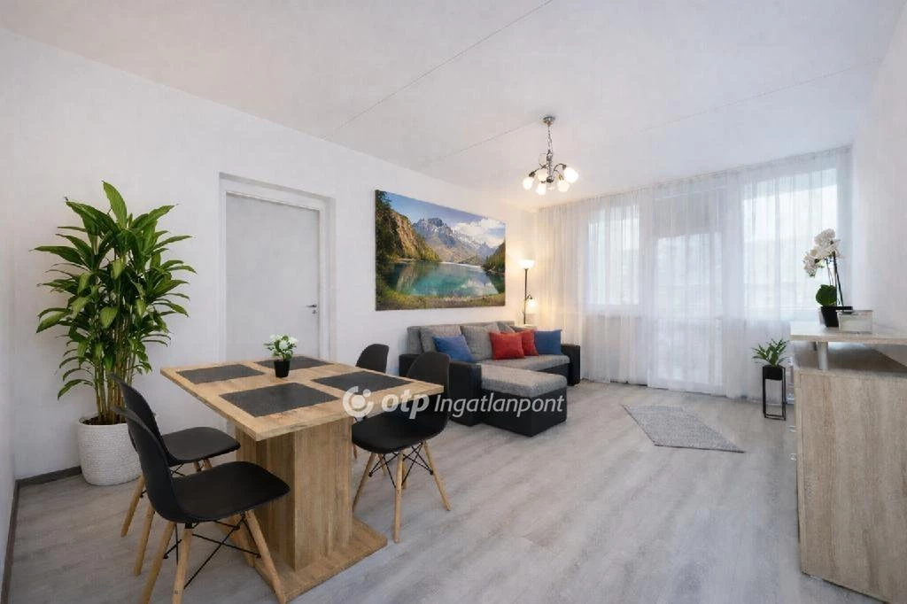 For sale brick flat, Budapest VIII. kerület, Szigony utca