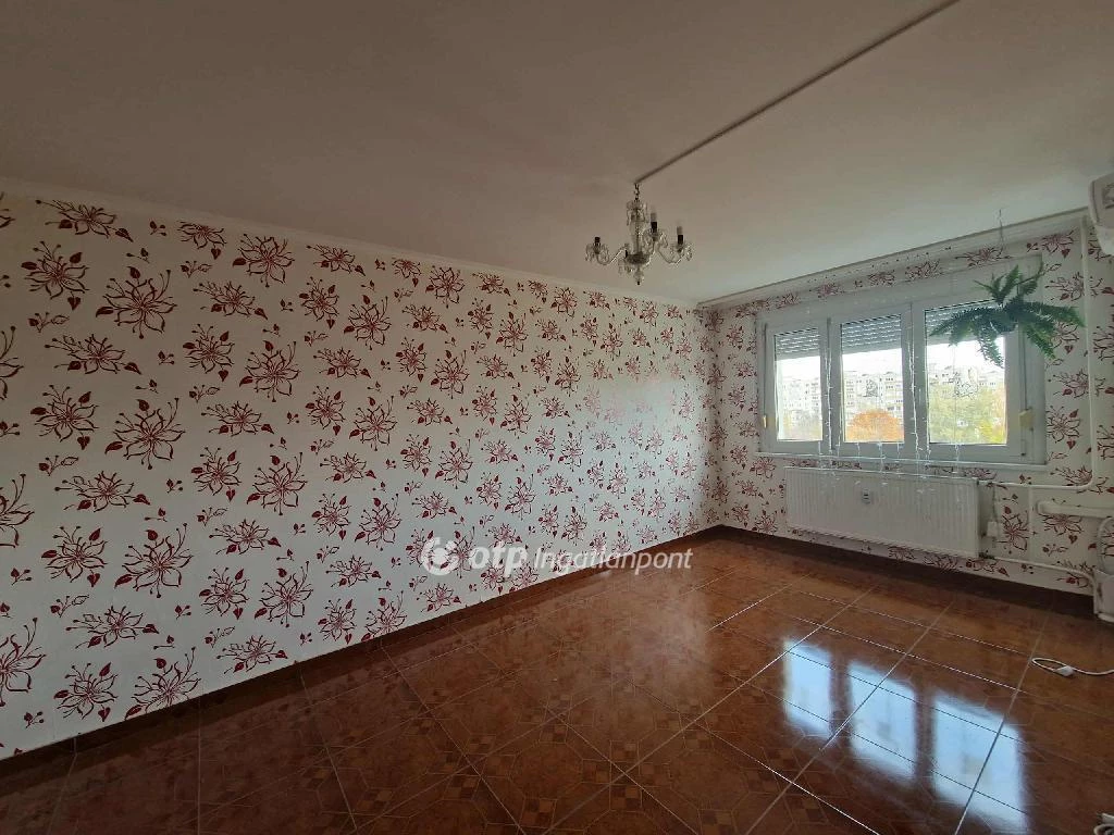 Eladó Lakás, Budapest 3. ker.