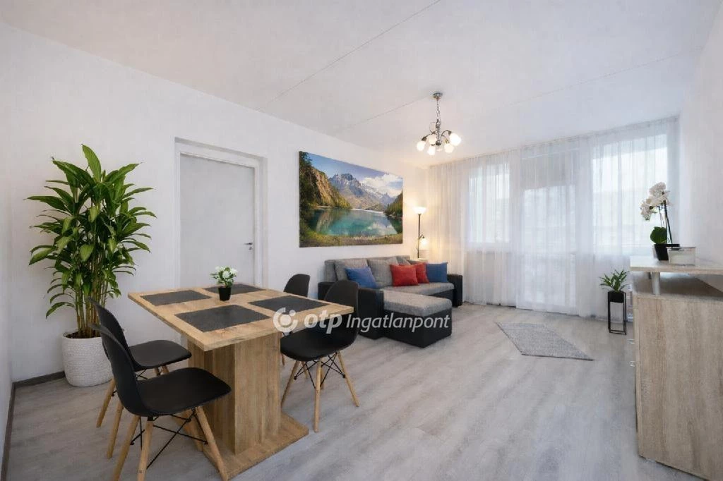 Eladó Lakás, Budapest 8. ker.