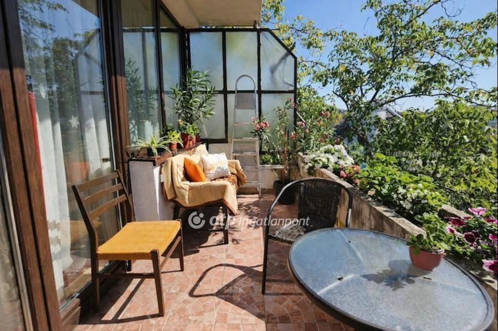 For sale brick flat, Budapest XI. kerület, Sashegy XI. ker, Fehérló utca