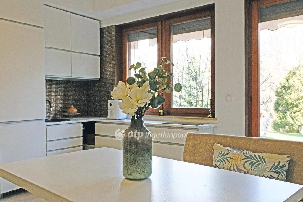 Eladó Lakás, Budapest 2. ker.