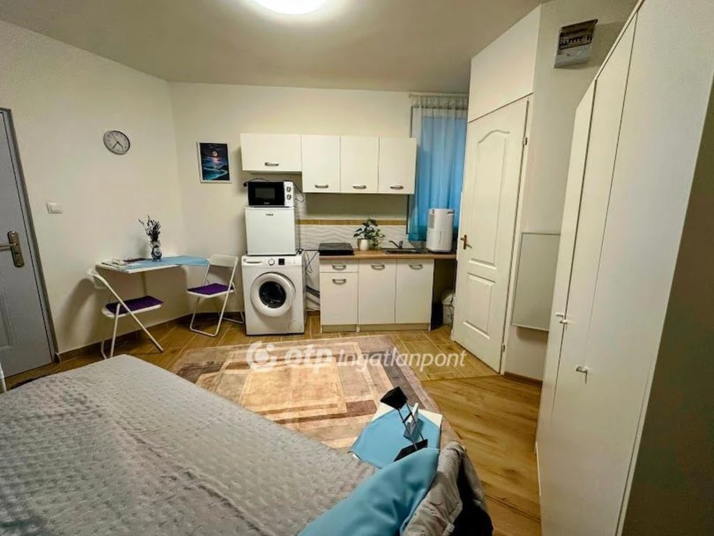 Eladó Lakás, Budapest 8. ker.