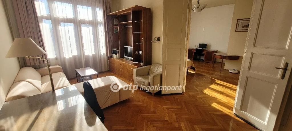 c3-1-name c2-19-name, Budapest VIII. kerület, Józsefváros