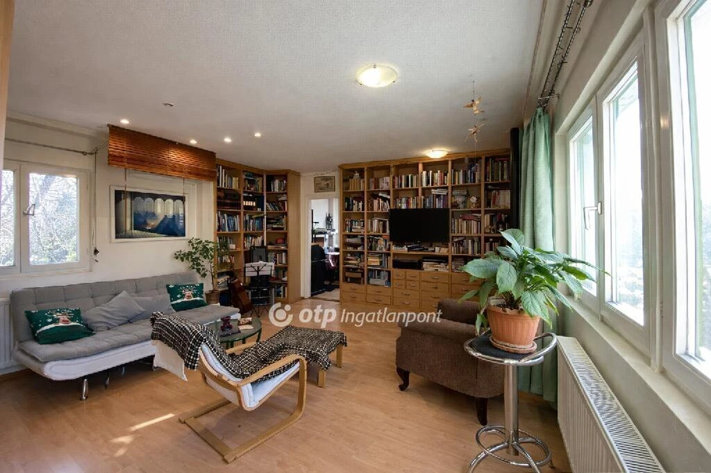 c3-1-name c2-63-name, Budapest XIII. kerület, Népsziget