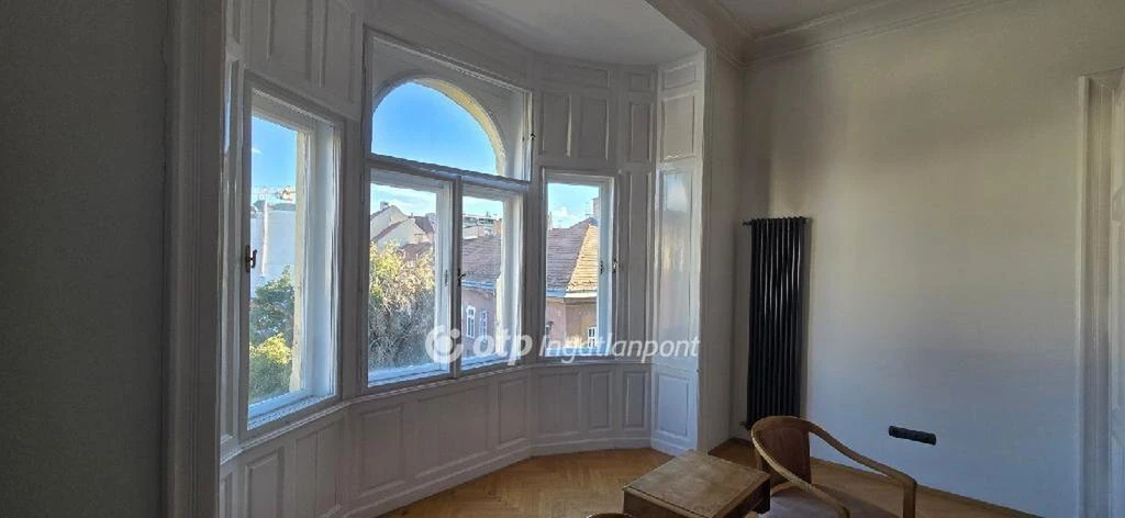 Eladó Lakás, Budapest 6. ker.