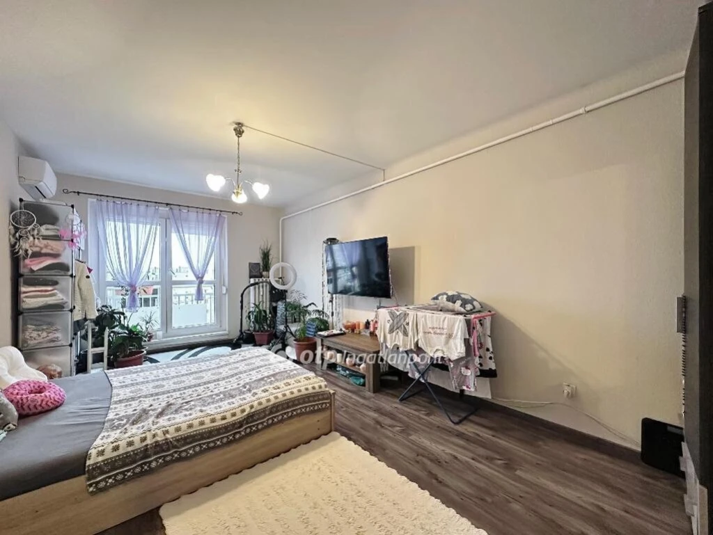 Eladó Lakás, Budapest 3. ker.