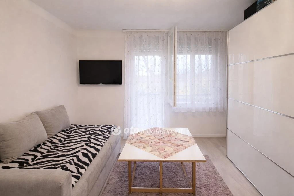 Eladó Lakás, Budapest 20. ker.