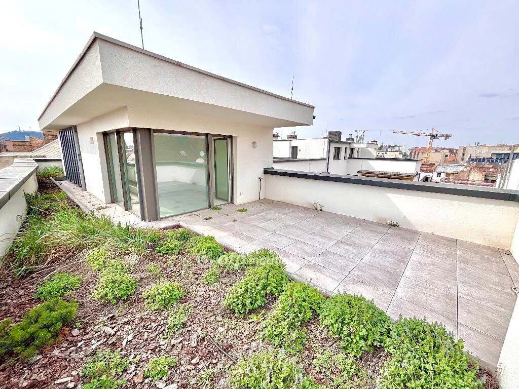 Eladó Lakás, Budapest 8. ker.