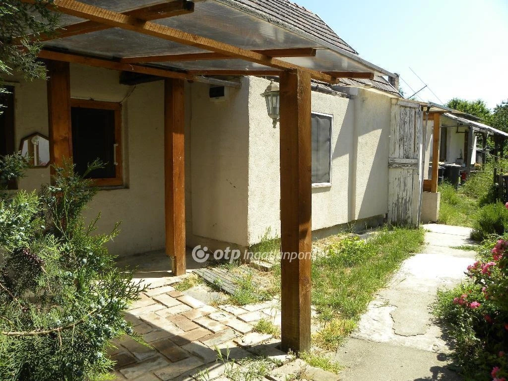 Eladó Lakás, Budapest 16. ker.