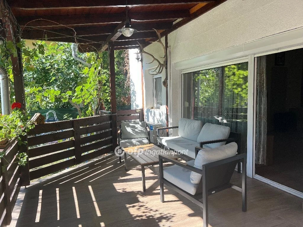 c3-1-name c2-1-name, Budapest XI. kerület, Kővirág sor