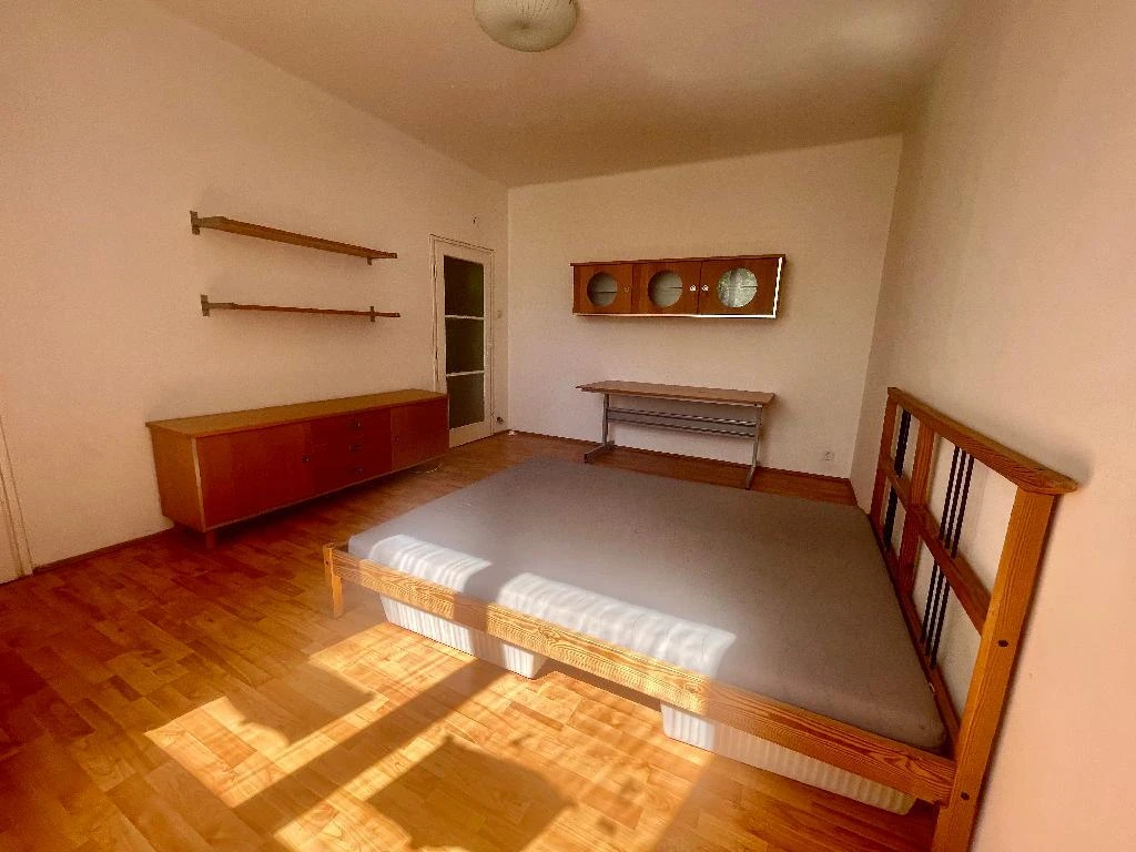 c3-1-name c2-20-name, Budapest IX. kerület, József Attila lakótelep