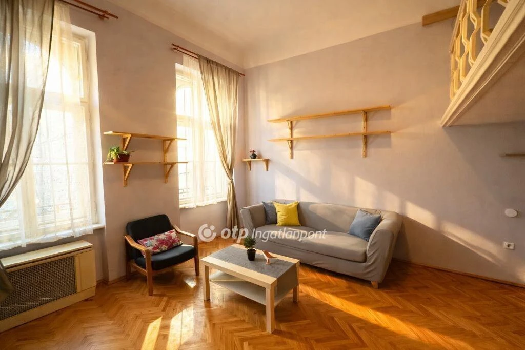 Eladó Lakás, Budapest 8. ker.