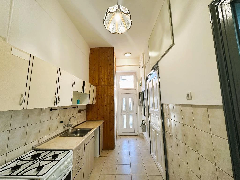 Eladó Lakás, Budapest 8. ker.