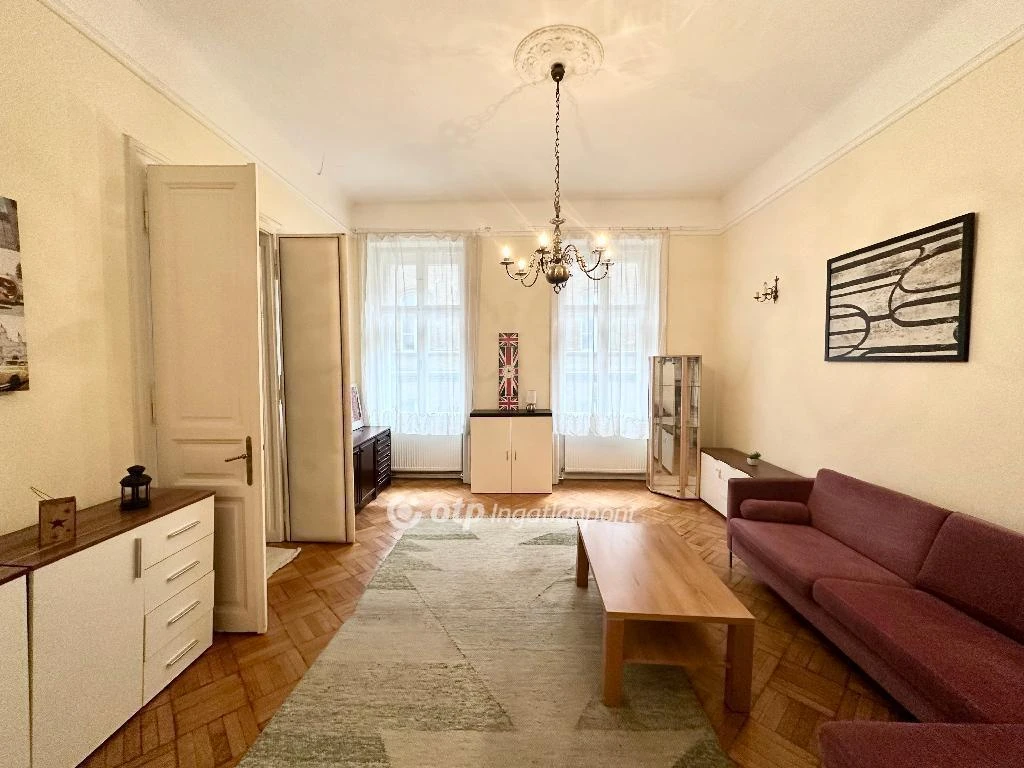 Eladó Lakás, Budapest 8. ker.