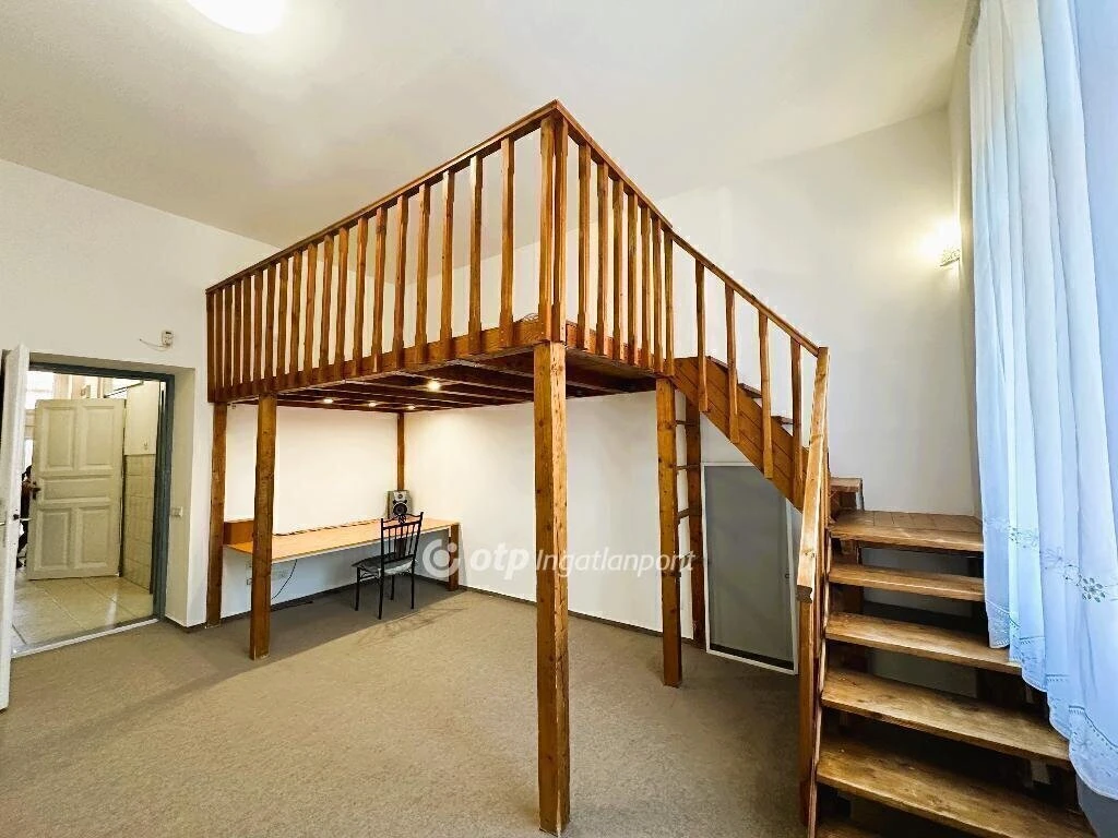 Eladó Lakás, Budapest 8. ker.