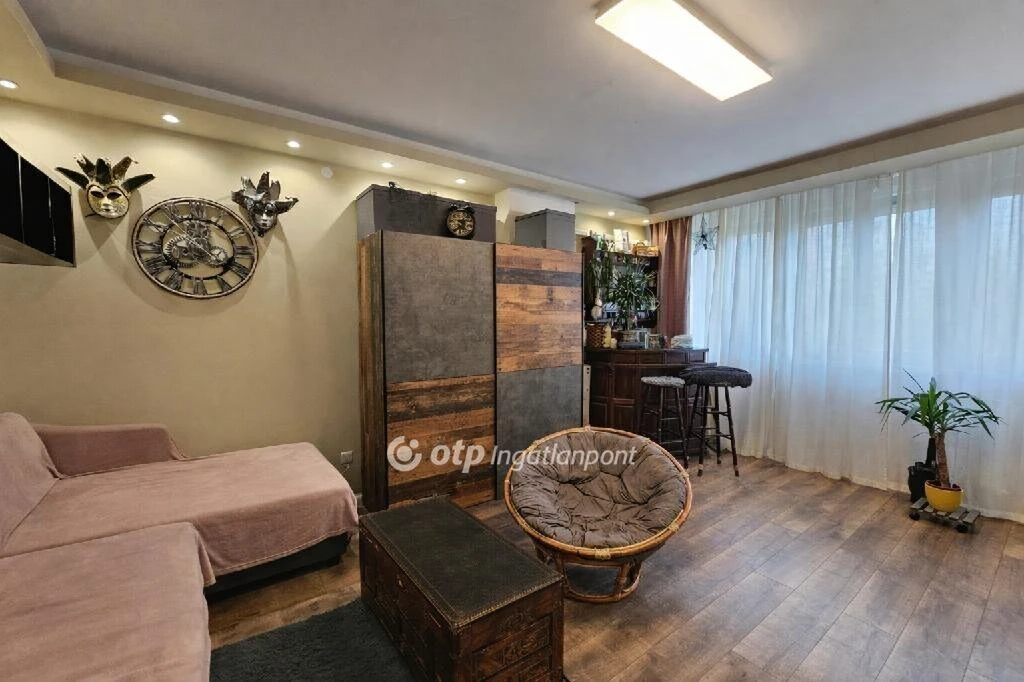 Eladó Lakás, Budapest 14. ker.