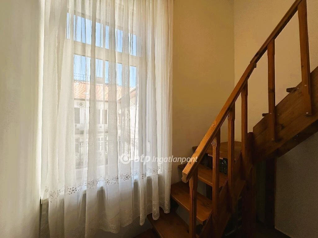 Eladó Lakás, Budapest 8. ker.