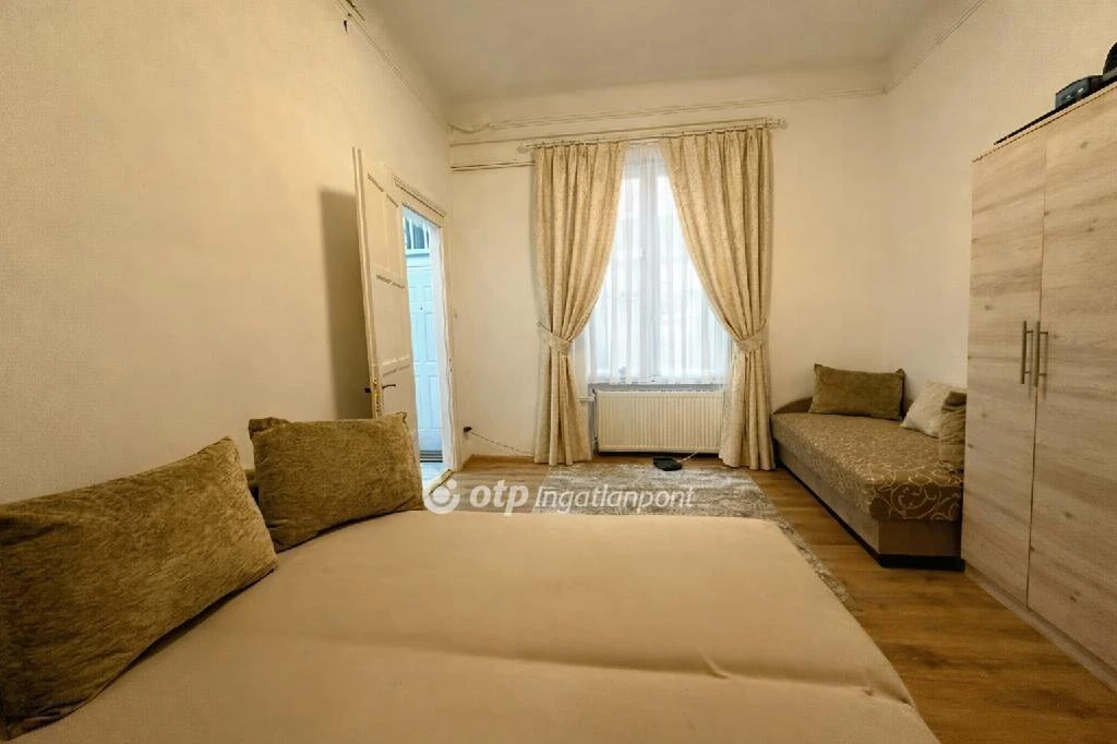 c3-1-name c2-19-name, Budapest VIII. kerület, Józsefváros