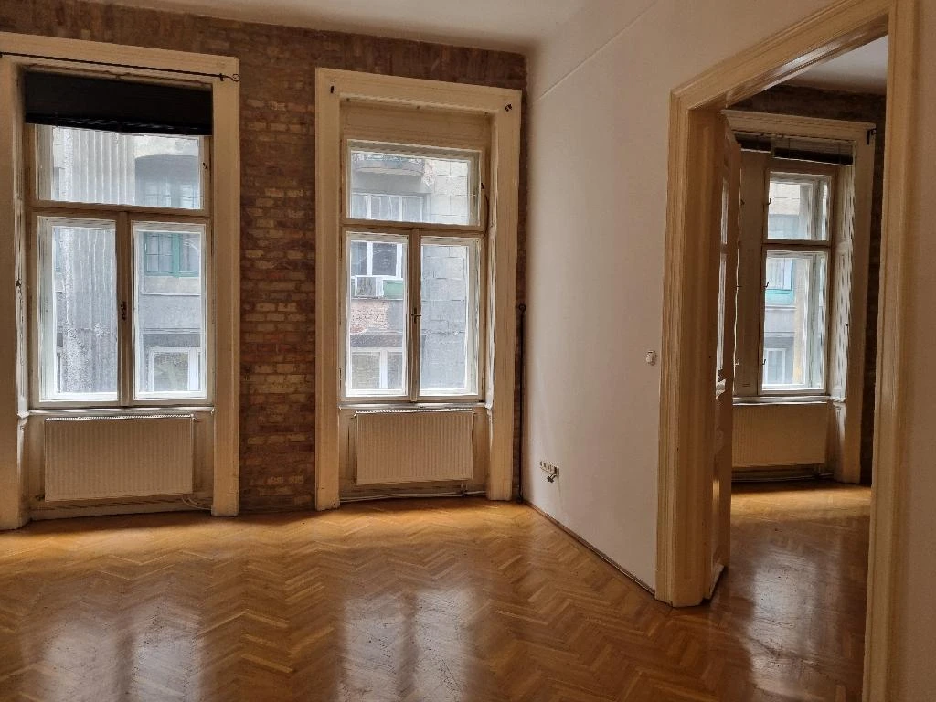 Eladó Lakás, Budapest 7. ker.