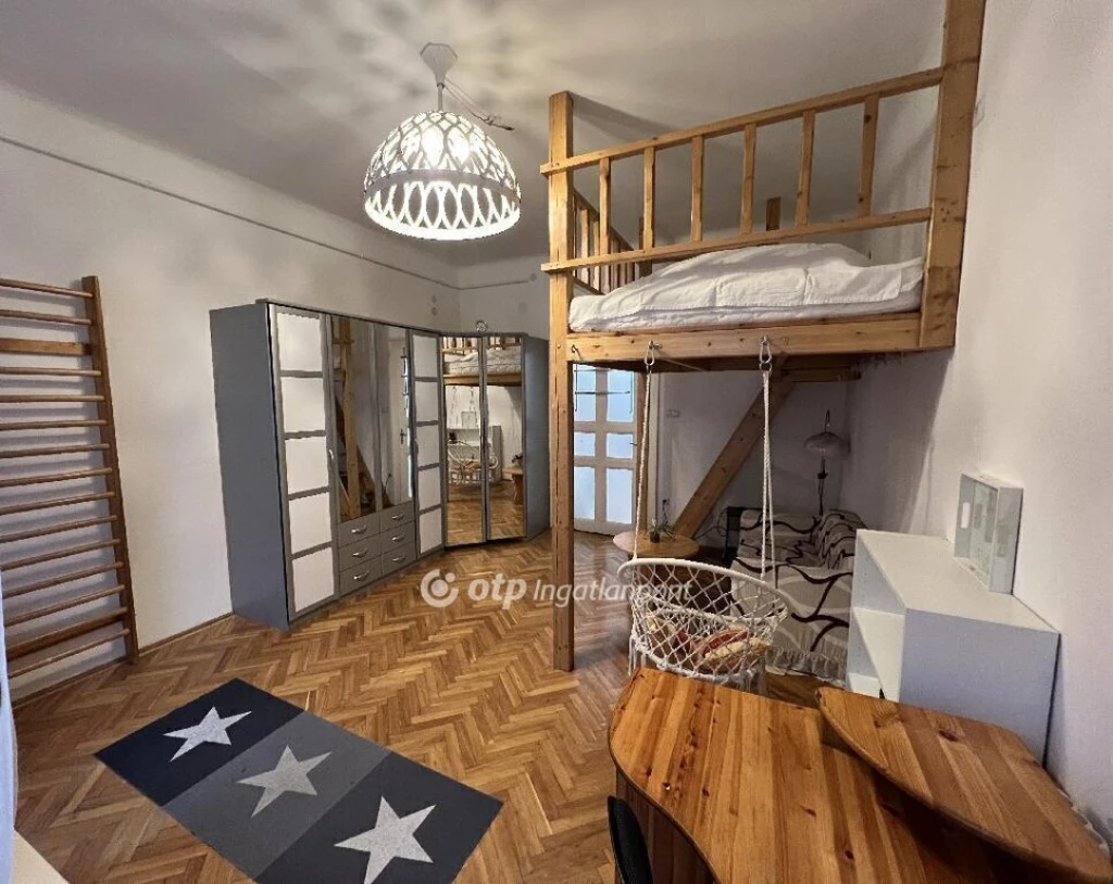 c3-1-name c2-19-name, Budapest VIII. kerület, Józsefváros