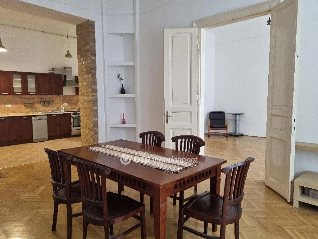 Eladó Lakás, Budapest 7. ker.