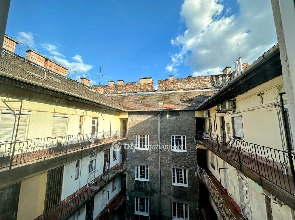 Eladó Lakás, Budapest 8. ker.