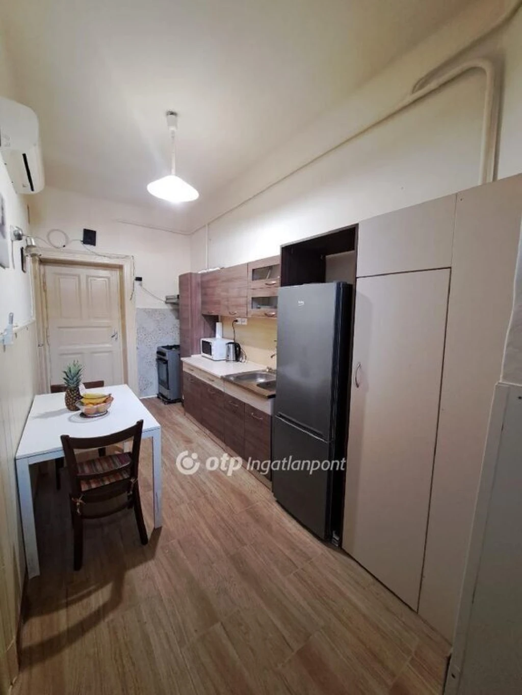 Eladó Lakás, Budapest 8. ker.